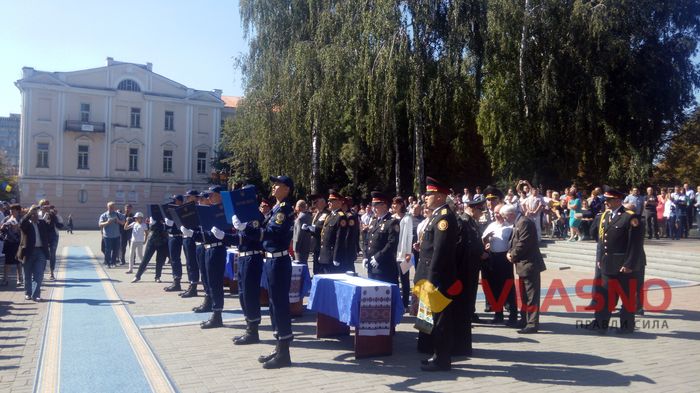 Поклялися врятувати: майже сотня вінничан обрали небезпечну професію 