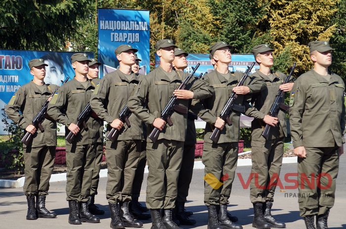 Порошенко нагородив калинівських нацгвардійців-3