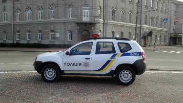 Села Вінницького району скидаються на новий автомобіль для поліції