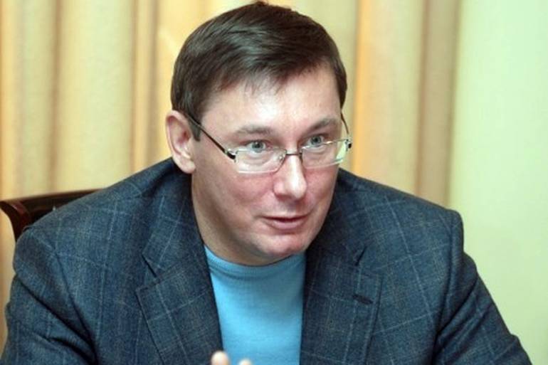 Депутатів позбавлять недоторканності