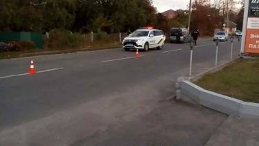 На Вінниччині водійка збила дівчину і переїхала
