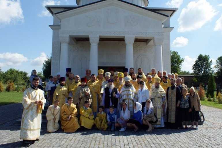 Церква Матвієнка фото 