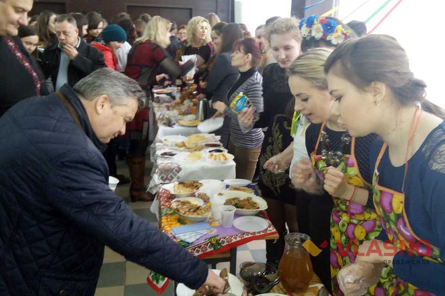 Масляна у ДОННУ фото