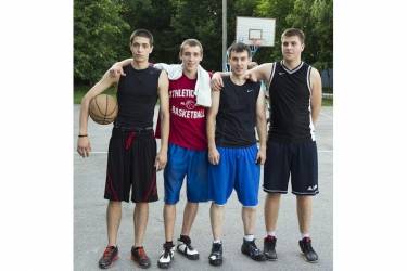 вуличний баскетбол фото