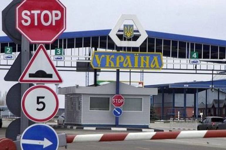 Кабмін наказав закрити 23 пункти пропуску на кордоні з Росією
