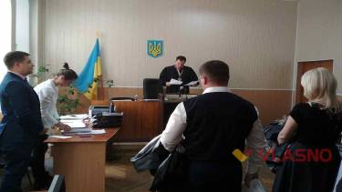 Жмеринська посадовиця за &laquo;нетрадиційні хабарі&raquo; два місяці сидітиме вдома
