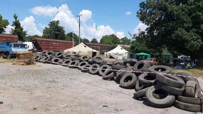 На Вінниччині розгорнувся фермерський майдан