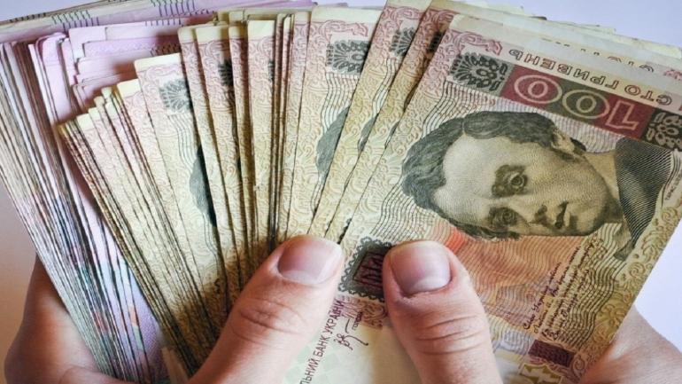 П'яний таксист у Вінниці, без водійського посвідчення пропонував хабара патрульним