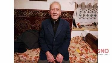 89-річний автор-виконавець пісень живе на Вінниччині