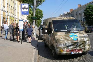 Вінницький другокласник відправив бійцям посмішку України фото