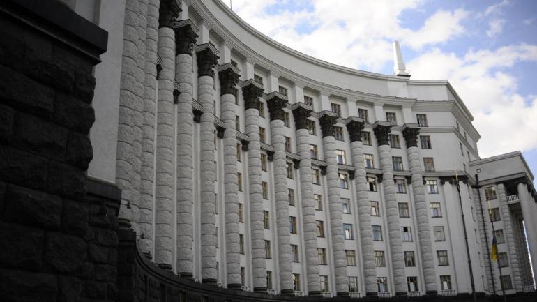 Рада може &laquo;замінити&raquo; чотирьох міністрів, - &laquo;Українська правда&raquo;