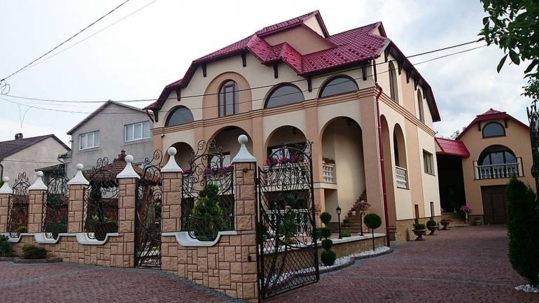 Найбагатше село України знаходиться на кордоні з Румунією