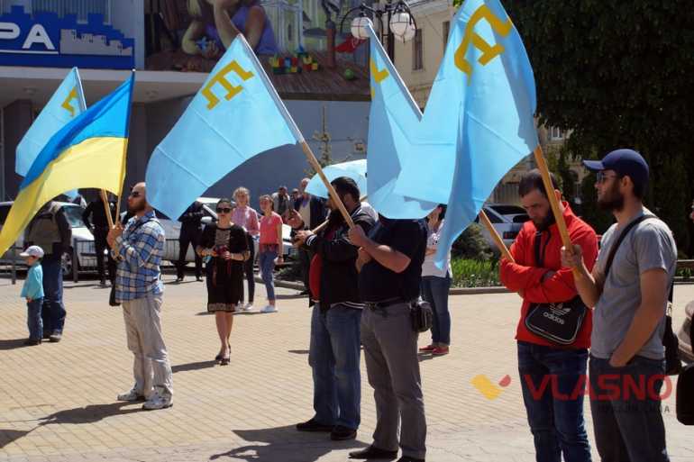 вшанування жертв депортації кримських татар у Вінниці фото
