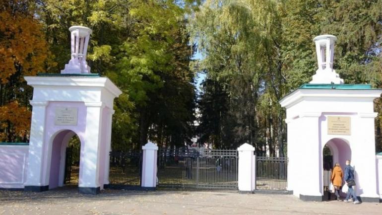 У Вінниці через прибиральницю закрили головний корпус медичного університету