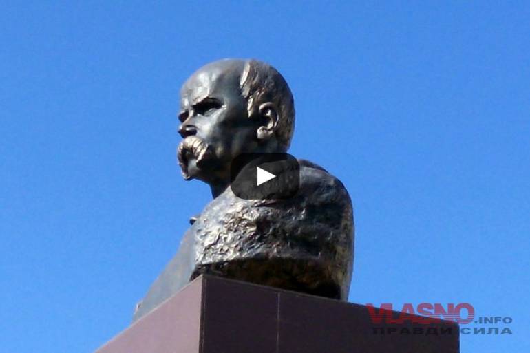 Вінниччани вшановували Тараса Шевченка на Майдані