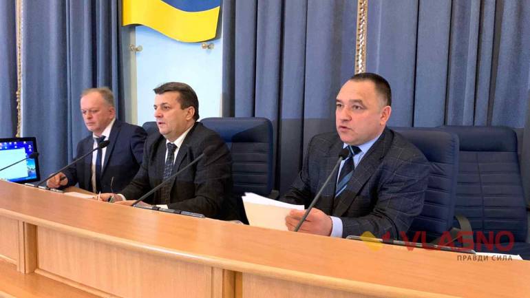 Депутати Вінницької облради хочуть забрати одного заступників голови