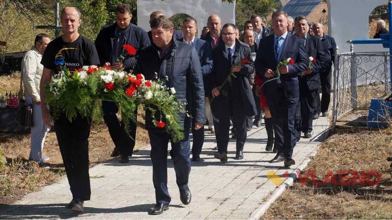 Українці та поляки відвідали могилу автора пісні &laquo;Гей, Соколи!&raquo; (ФОТО)