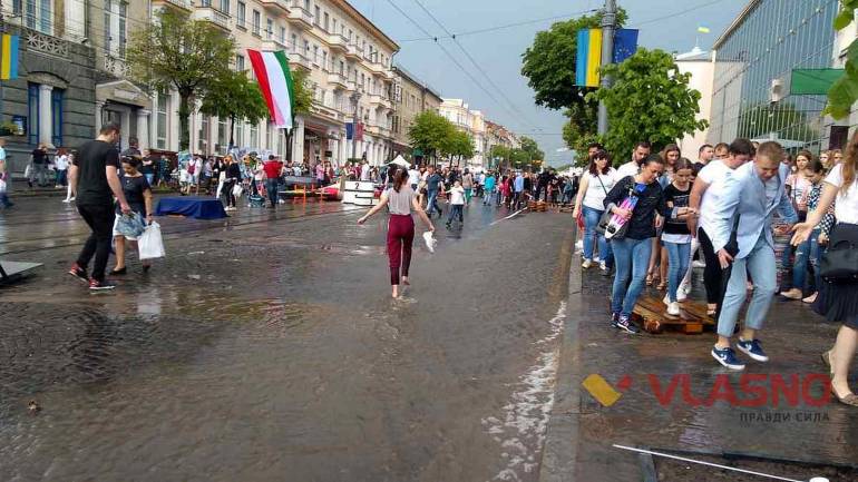 &laquo;Дощові каналізації у Вінниці справляються із своєю роботою&raquo; &ndash; вінничанин