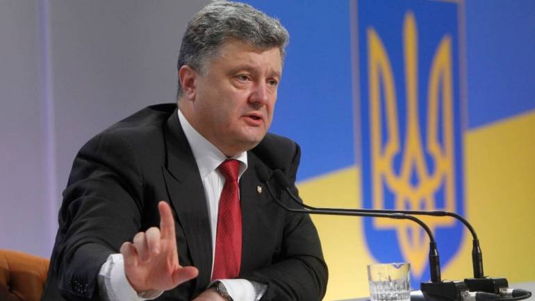 Сьогодні Порошенко підписав закон про деокупацію Донбасу