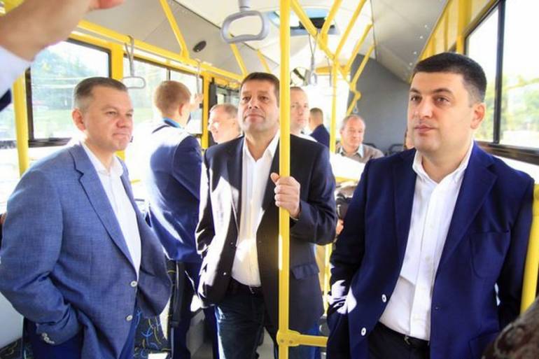 Кадрів у Гройсмана вистачає і для Києва, і для Вінниці