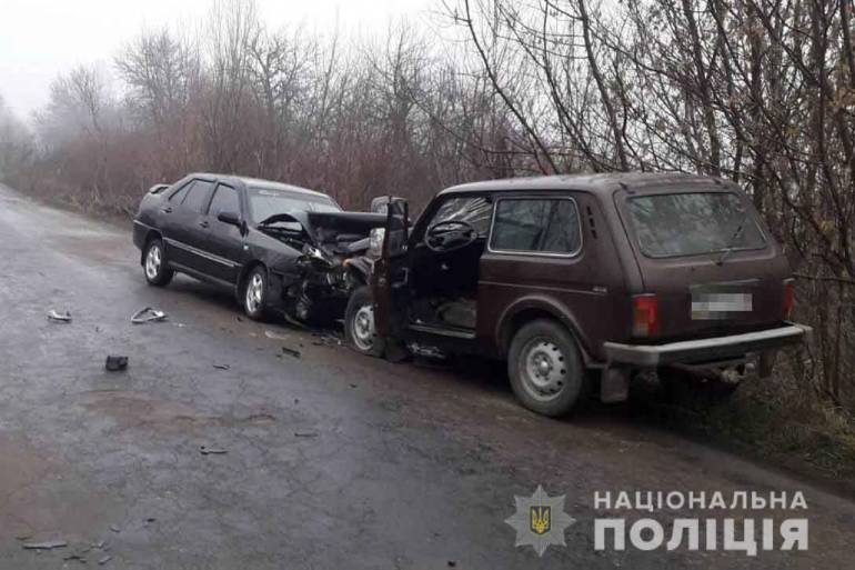 На Вінниччині зіштовхнулись Chery Amylet та &laquo;Нива&raquo;