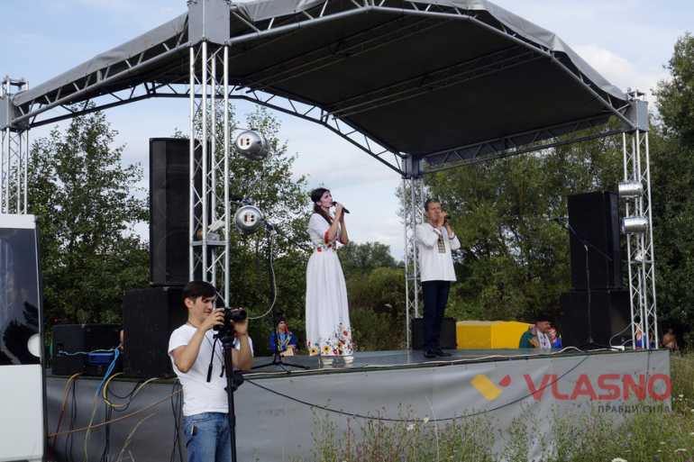 свято родинної пісні "Мамина піч" фото