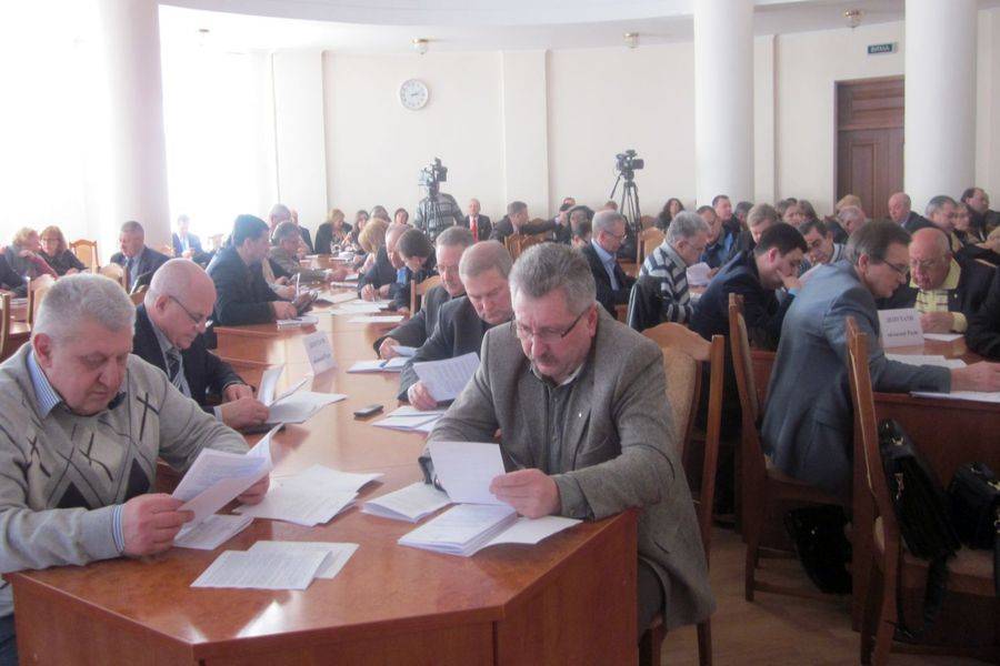 Координатор люстраційного комітету Вінниччини назвав обласний бюджет кособоким 