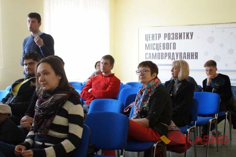 дискусія-щодо-вигляду-Вінницької-міськради-фото