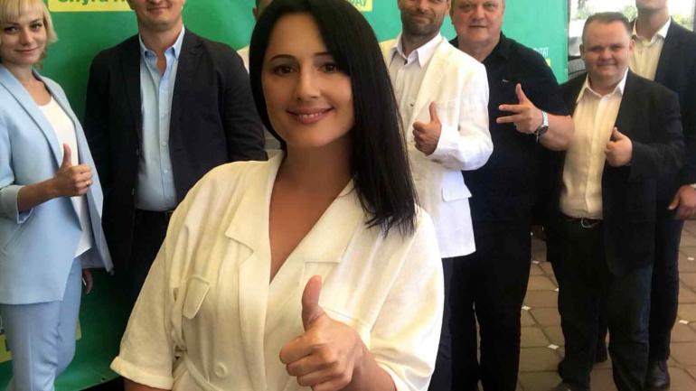 Дружина керівника Держуправління справами очолить &laquo;Слугу Народу&raquo; на Вінниччині (ФОТО)