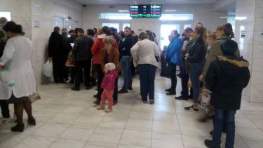 черга у вінницькій лікарні фото