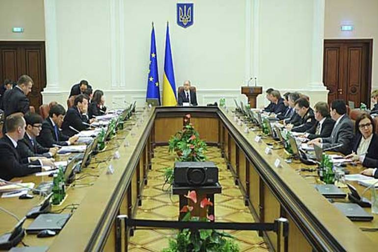 Кабмін запровадив режим надзвичайної ситуації на Донбасі