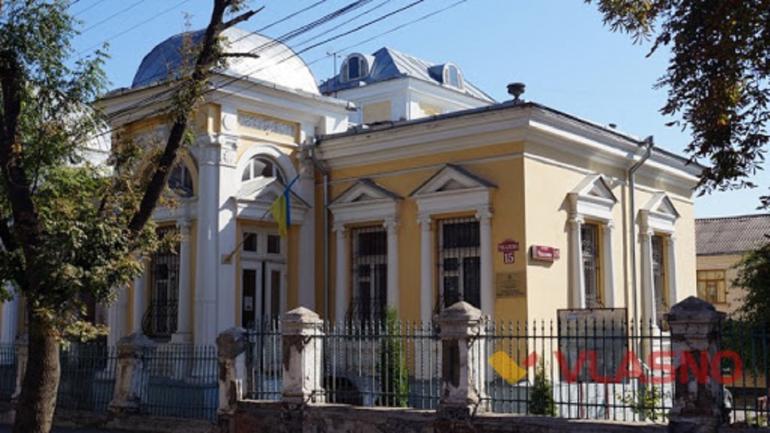 Кабмін передав вінницькій громаді &ldquo;будинок Петлюри&rdquo; та &ldquo;шоколадний будинок&rdquo;