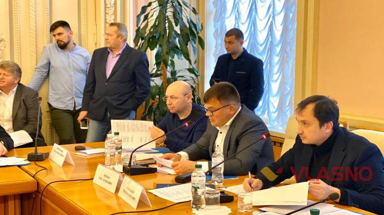Мейдич Олег: &laquo;Хочеться вірити, що слухання по землі не стануть майданчиком для популістських гасел та &laquo;галочкою&raquo; перед суспільством&raquo;