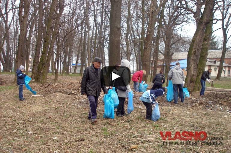 З П&lsquo;ятничанського парку вінничани винесли 60 мішків сміття