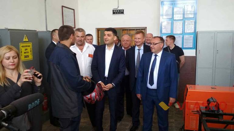 На Вінниччині Гройсман перевірив, на що витратили 2,3 мільйона гривень