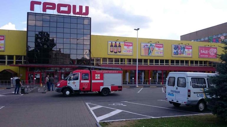 У Вінниці засудили дівчину, яка влітку "замінувала" супермаркет