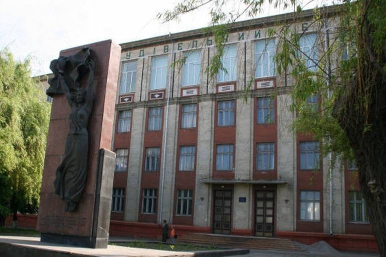 Вінницький коледж будівництва  фото