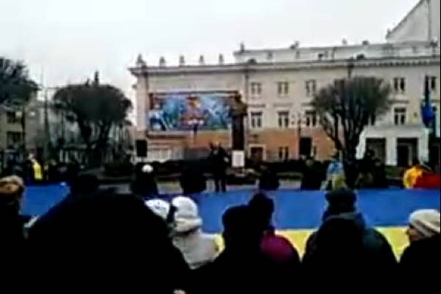 ВІДЕО!!! Народне віче на площі Небесної сотні у Вінниці 07.12.2014