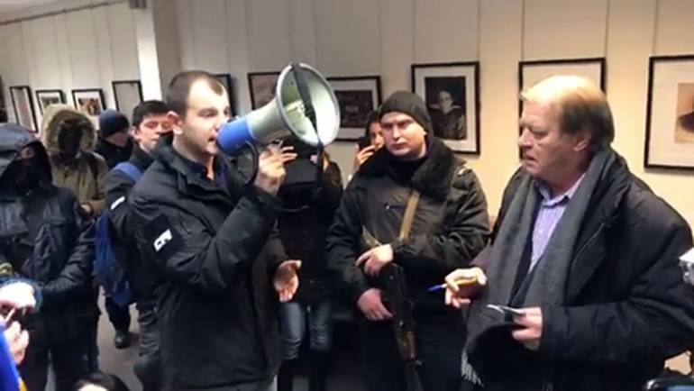 &laquo;Мої виродки на Донбасі не роблять нічого&raquo;, - директор Росспівробітництва у Києві