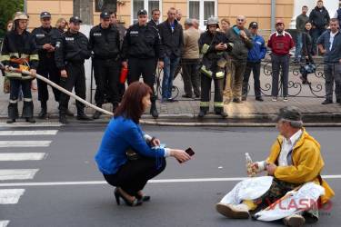 У центрі Вінниці чоловік погрожував облити себе бензином та підпалити
