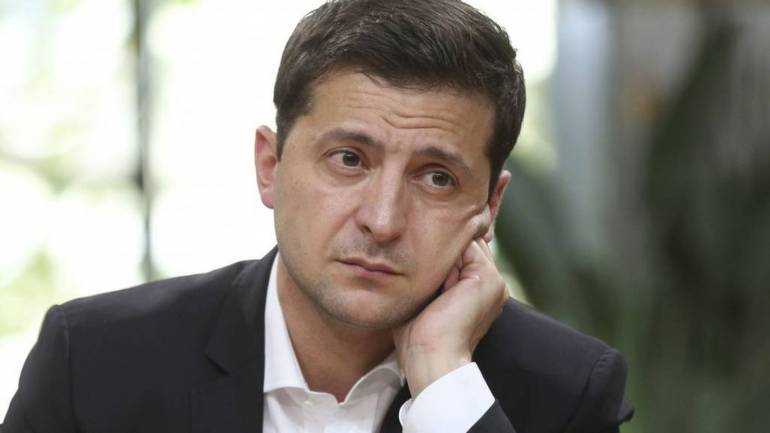 &laquo;До Зеленського позитивно ставляться 52% опитаних&raquo; - соціологи