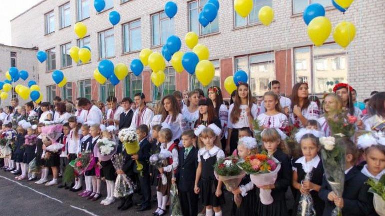 На Вінниччині проведення шкільної урочистої лінійки під загрозою