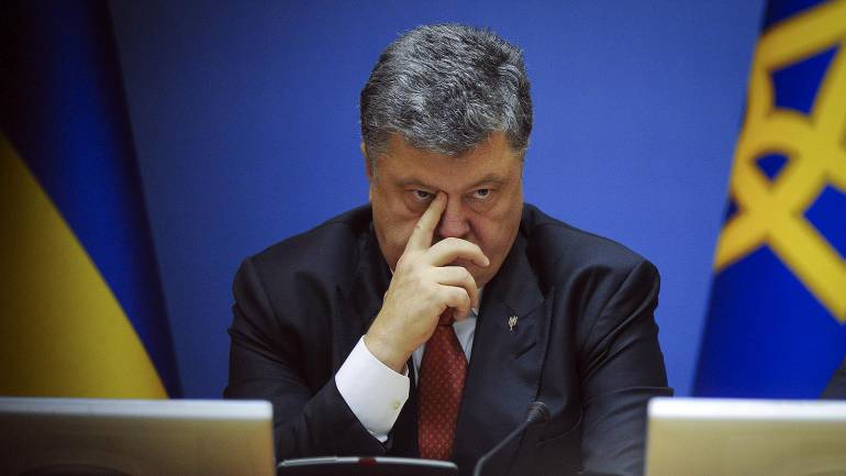 Журналісти &laquo;Схем&raquo; заявили про тиск після розслідування різдвяного відпочинку Порошенка