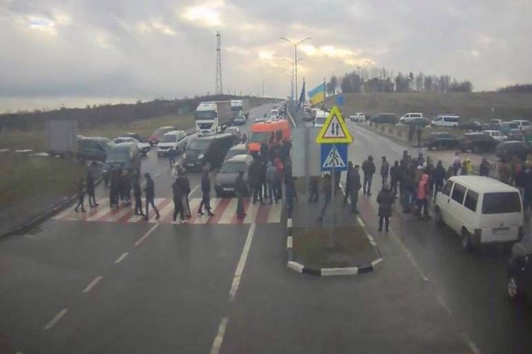 Поблизу пункту пропуску &laquo;Шегині &ndash; Медика&raquo; завершилась акція протесту - рух транспорту відновлено
