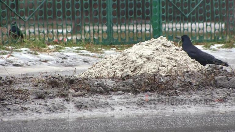 Депутати Вінницької міськради закупляють технічну сіль за 2100 гривень за тонну