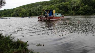 Для вінничан зарезервують воду під час очистки Південного Бугу