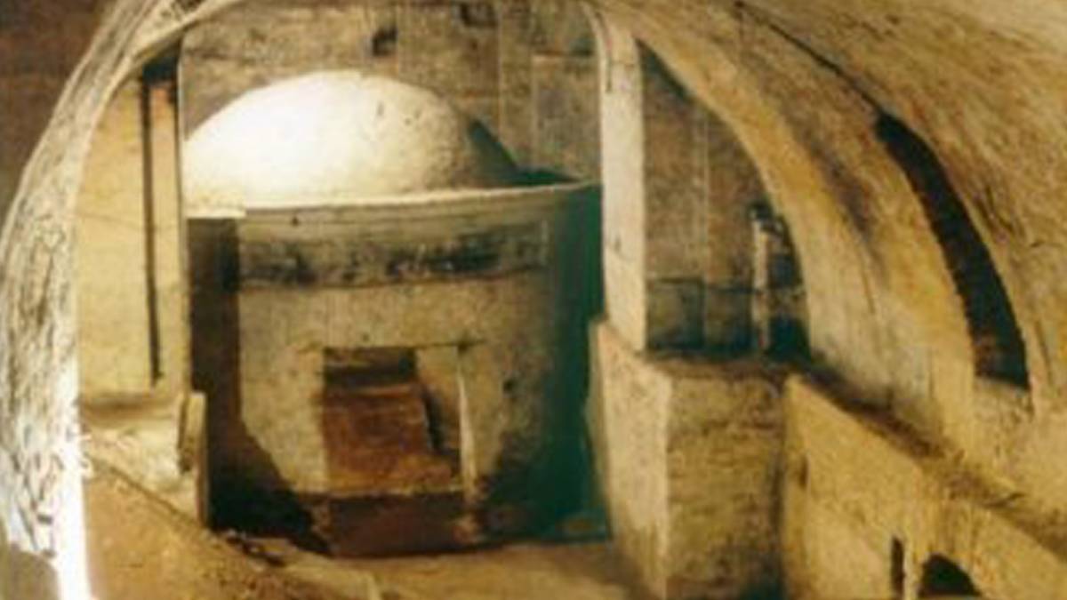 Містичні підземелля, в яких вам захочеться побувати