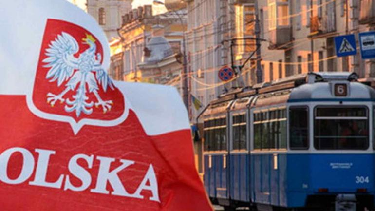 В Генконсульстві Польщі у Вінниці призупинили прийом заявок