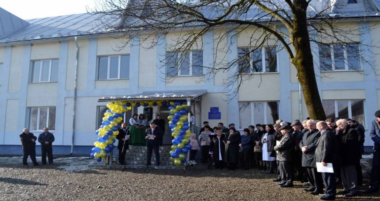 На Закарпатті відкрили довгоочікувану лікарню, яку будували 37 років