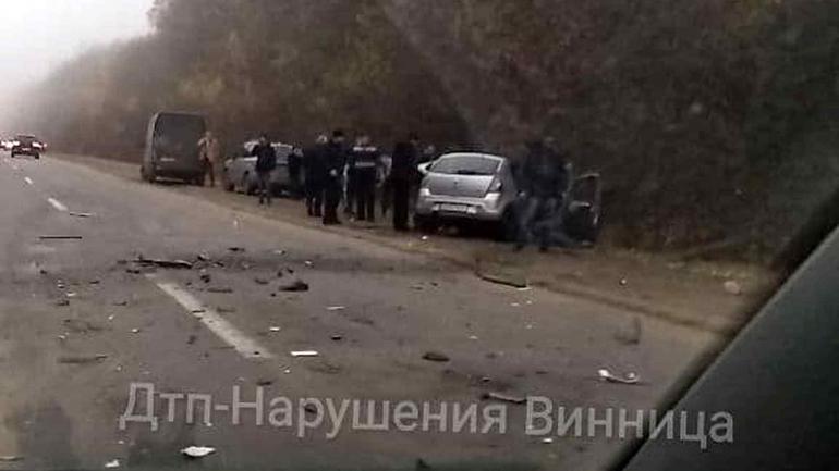 Під Вінницею сталася смертельна аварія: четверо людей у реанімації